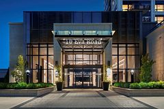 10 Eva Road 2705, Toronto, ON M9C 0B3