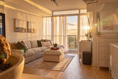 88 Park Lawn Road 1502, Toronto, ON M8Y 0B5