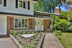 131 Mayfield Drive, Oakville, ON L6H 1K6