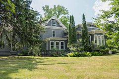 164 Trafalgar Road 1, Oakville, ON L6J 3G6