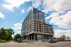 86 Dundas Street E 702, Mississauga, ON L5A 1W4