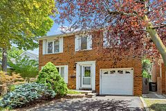 36 Nimrod Crescent, Brampton, ON L6S 4V3
