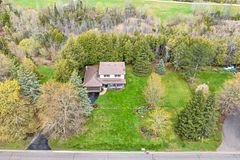 39 Wildwood Road, Halton Hills, ON L7G 2W8