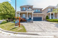 8 Tovey Terrace, Brampton, ON L6R 0E5