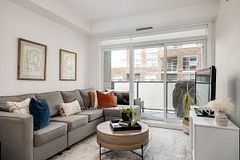 385 Osler Street 306, Toronto, ON M6N 2Z4