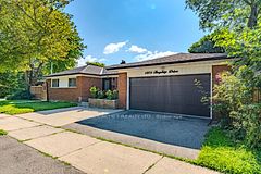 1074 Flagship Drive, Mississauga, ON L4Y 2J7