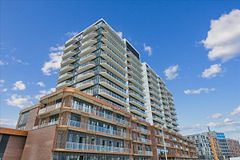 220 Missinnihe Way 912, Mississauga, ON L5H 0A9