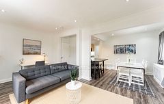 39 Twenty Fifth Street Lower, Toronto, ON M8V 3P8