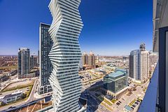 3883 Quartz Road 220, Mississauga, ON L5B 0M4