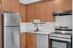 3075 THOMAS Street 213, Mississauga, ON L5M 0L8
