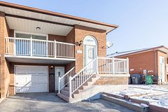 4279 Woodington Drive, Mississauga, ON L4Z 1M1