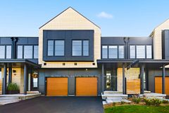 2273 Turnberry Road 20, Burlington, ON L7M 2B2