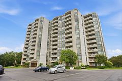 5090 Pinedale Avenue 204, Burlington, ON L7L 5V8