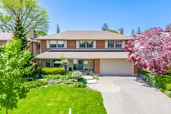 16 Cherry Post Crescent, Toronto, ON M9C 2K1