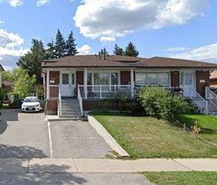 7426 Catalpa Road, Mississauga, ON L4T 2T3
