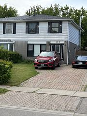 137 Madoc Drive Main/Upper, Brampton, ON L6V 2A5