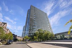103 The Queensway N/A 1915, Toronto, ON M6S 5B5