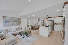 1170 West Shore Drive 23, Mississauga, ON L5E 3H8