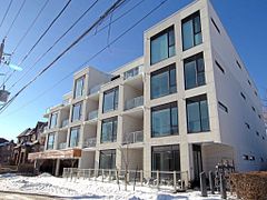 722 Marlee Avenue 104, Toronto, ON M6B 3J7