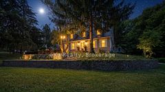 2039 Blacklock Street, Milton, ON L0P 1B0