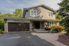 2023 Cheviot Court, Burlington, ON L7P 1W7