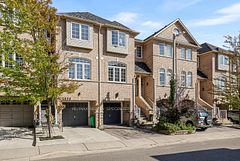 3370 Redpath Circle, Mississauga, ON L5N 8R1