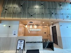 1660 Bloor Street W 810, Toronto, ON M6P 1A8