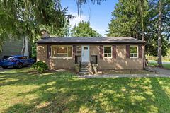 1153 Mona - UPPER Road, Mississauga, ON L5G 2Z8
