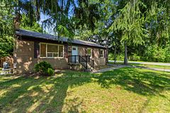 1153 Mona - BSMT Road, Mississauga, ON L5G 2Z8