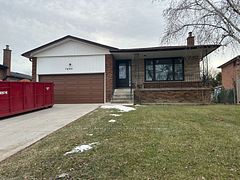 7490 Middleshire Drive, Mississauga, ON L4T 3S2