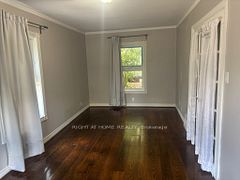 1073 Mesa Crescent, Mississauga, ON L5R 3E7