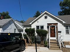 34 Clarence Street, Brampton, ON L6W 1S3