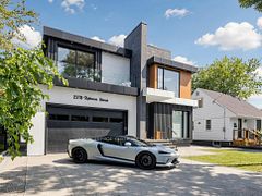 2378 Rebecca Street, Oakville, ON L6L 2A9