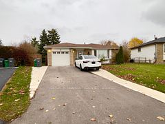 11 Gondola Crescent, Brampton, ON L6S 1W5