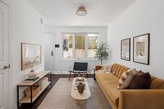 390 hopewell Avenue 138, Toronto, ON M6E 2S2