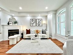 208 Georgian Drive, Oakville, ON L6H 6T8