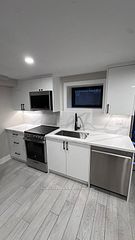 500 Salem Avenue N B, Toronto, ON M6H 3E1