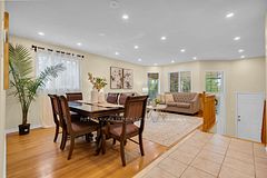 74 Fletchers Creek Boulevard, Brampton, ON L6X 4T1