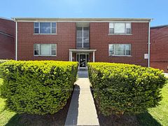 88 Trethewey Drive 2, Toronto, ON M6M 4B4