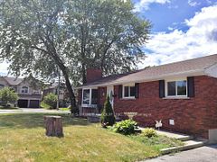 3169 Willow Lane Upper, Burlington, ON L7N 2H9