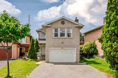 651 Shetani Place, Mississauga, ON L5B 2Z7