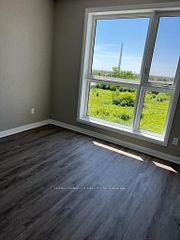 95 Dundas Street W 219, Oakville, ON L6M 5N4