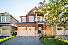 7 Toddville Road, Brampton, ON L6P 3J2