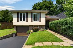 5051 Brady Avenue, Burlington, ON L7L 3X5