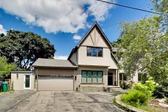 1621 Skyline Drive, Mississauga, ON L5E 2W9