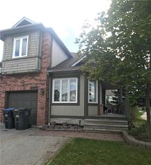 5252 Bushelgrove Circle, Mississauga, ON L5M 6C5
