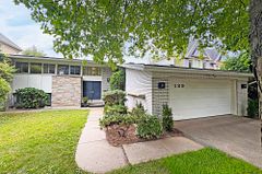 189 Edenbridge Drive, Toronto, ON M9A 3G7