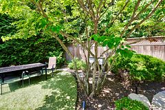 497 Anthony Drive, Oakville, ON L6J 2K6