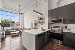 1001 Roselawn Avenue 124, Toronto, ON M6B 4M4