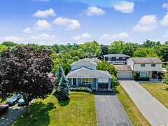 461 Withnell Crescent, Oakville, ON L6L 3M1